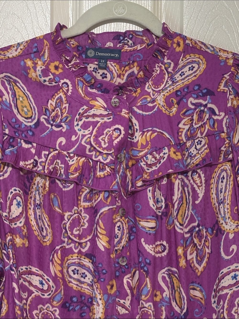 Paisley ruffle top - Picture 2 of 4
